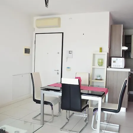 Valery House Apartment *